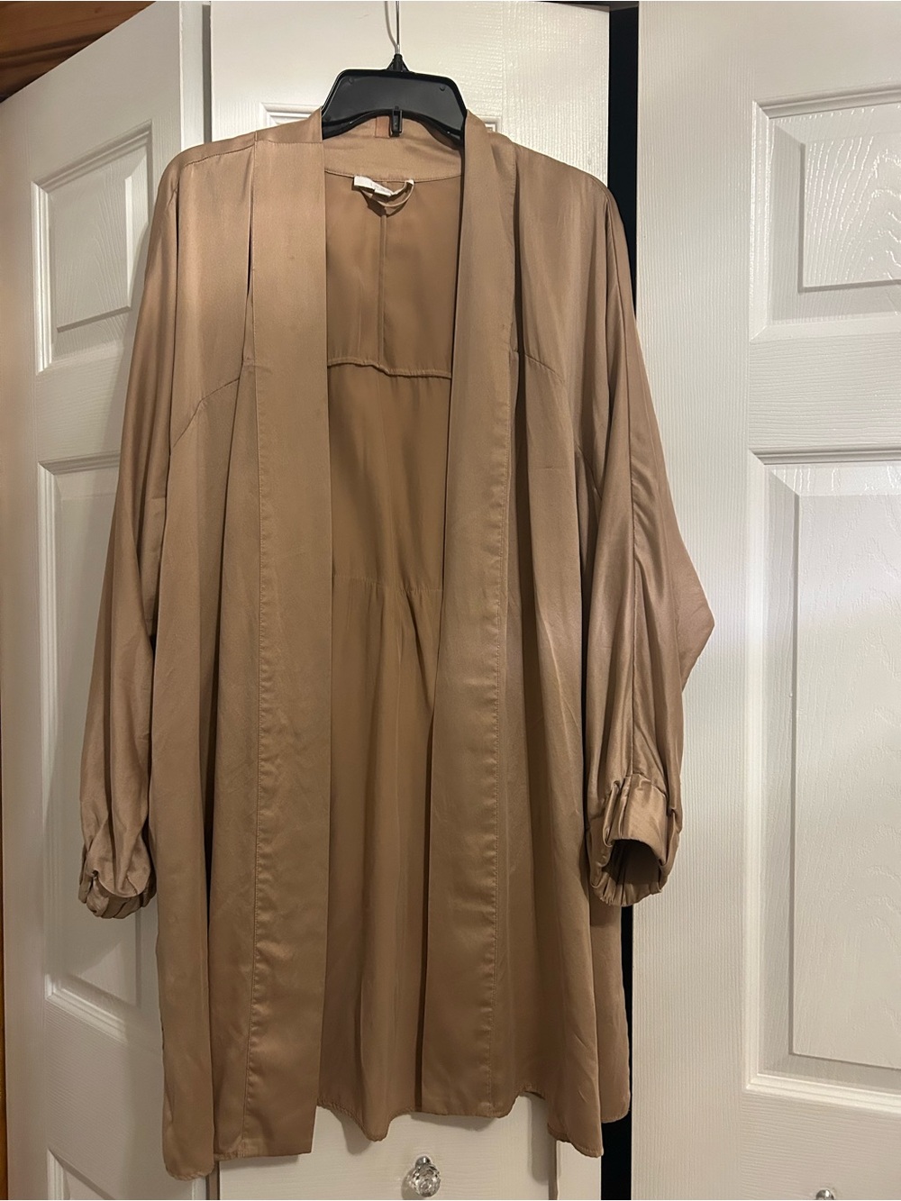 Lunya Long Sleeve Silk Robe in CHAMPAGNE / Otium Tan Sz M